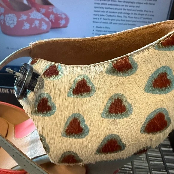 John Fluevog Red and Cream Embroidered Heels - Picture 6 of 11